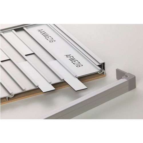 Set van 10 blanco naamplaatjes tbv presentiebord